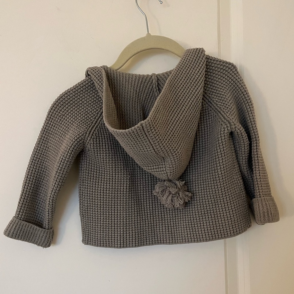 Rylee + Cru Gray Knit Sweater - Picture 4 of 6